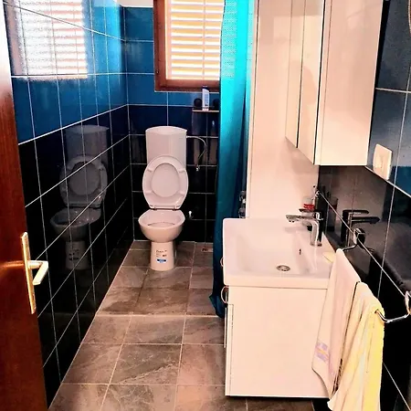 With Parking Space - 23129 Апартаменти *