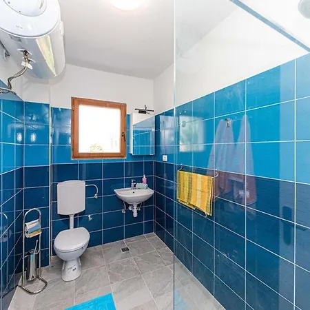 With Parking Space - 23129 Trogir