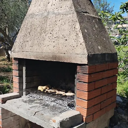 With Parking Space - 23129 Апартаменти Трогір