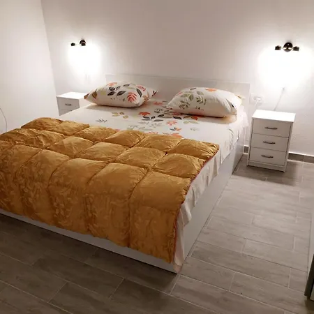 With Parking Space - 23129 Apartment *