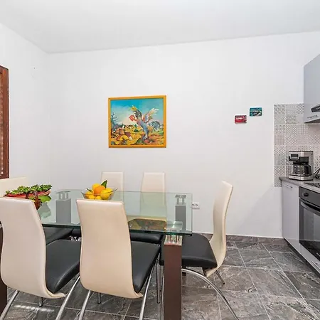 With Parking Space - 23129 Apartment *