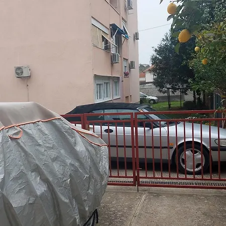 Apartment With Parking Space - 23129